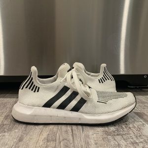 adidas swift runs ( OPEN to offers & trades )